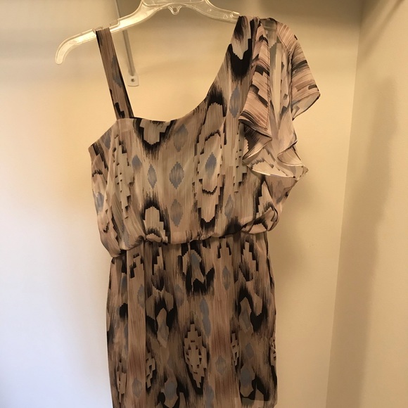 S.L Fashions Dress - Picture 2 of 2